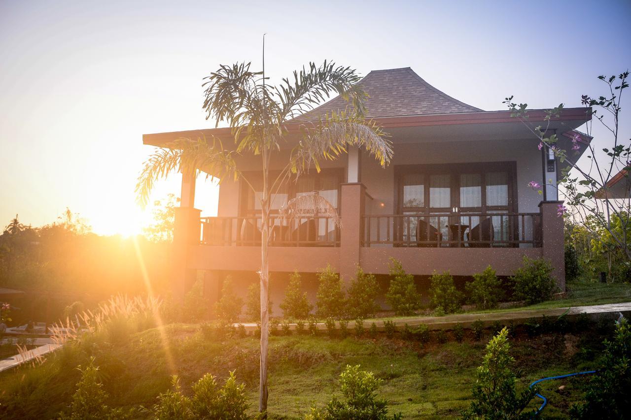 Phu Chom Mork Resort Sangkhla Buri Exterior foto