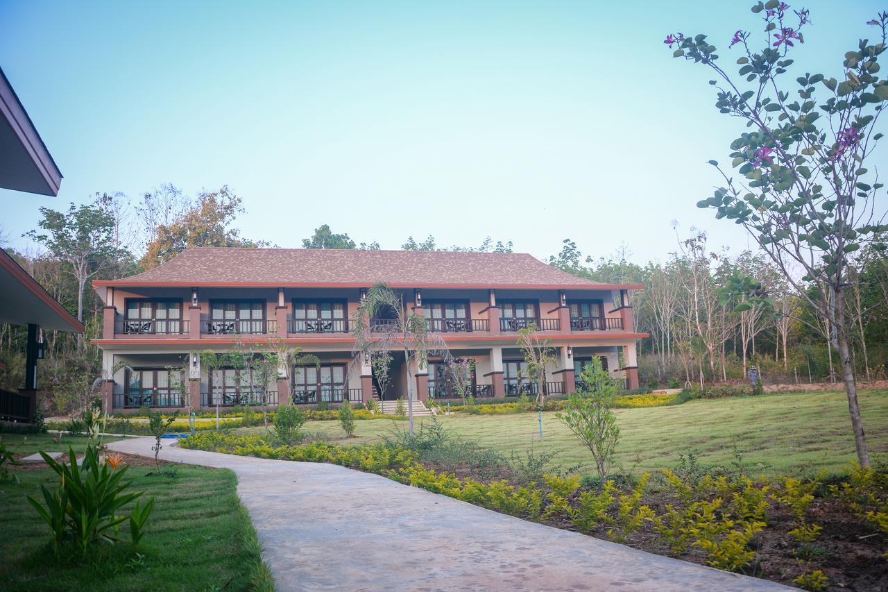 Phu Chom Mork Resort Sangkhla Buri Exterior foto